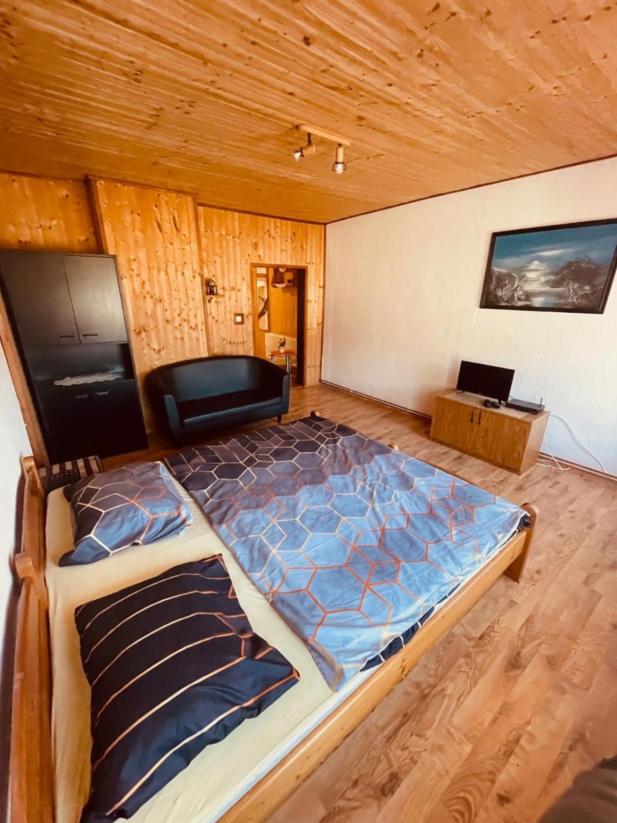 Pension Peklo Trutnov Buitenkant foto
